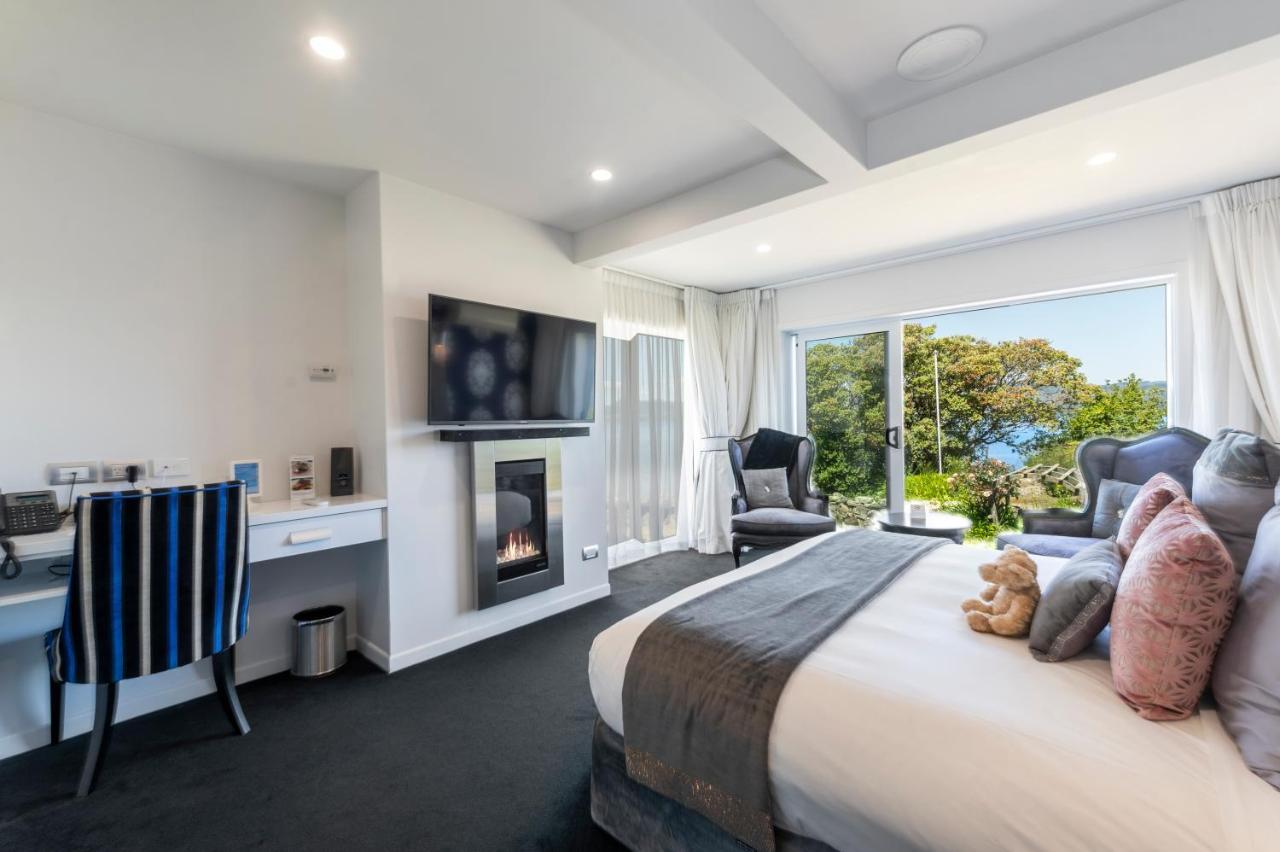 Black Swan Lakeside Boutique Hotel Rotorua Exterior photo