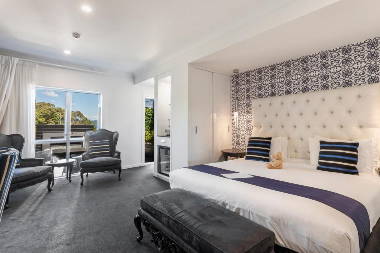 Black Swan Lakeside Boutique Hotel Rotorua Exterior photo